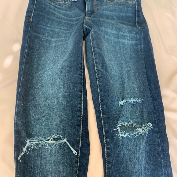 High Waisted Ripped Jeans - Picture 3 of 4